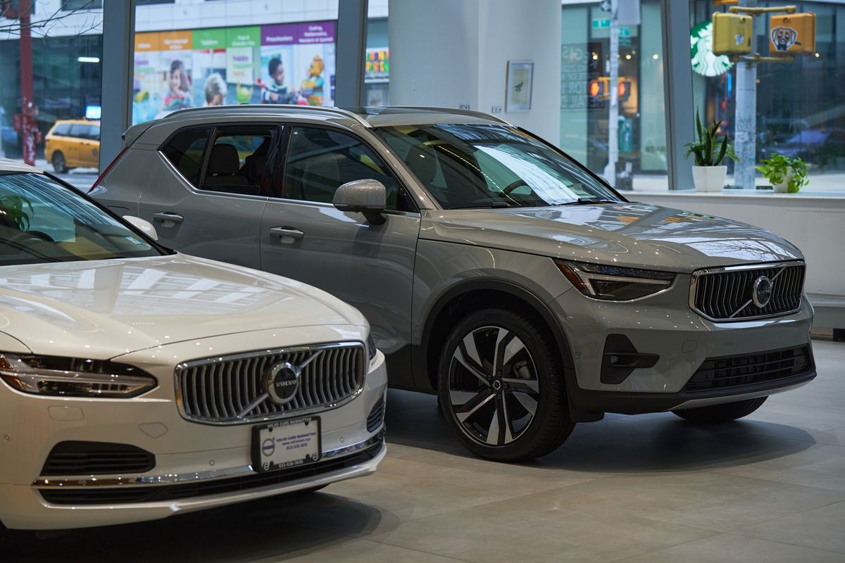 Tömeges elbocsátásba kezd a Volvo – nagy átszervezés készül az autógyártónál