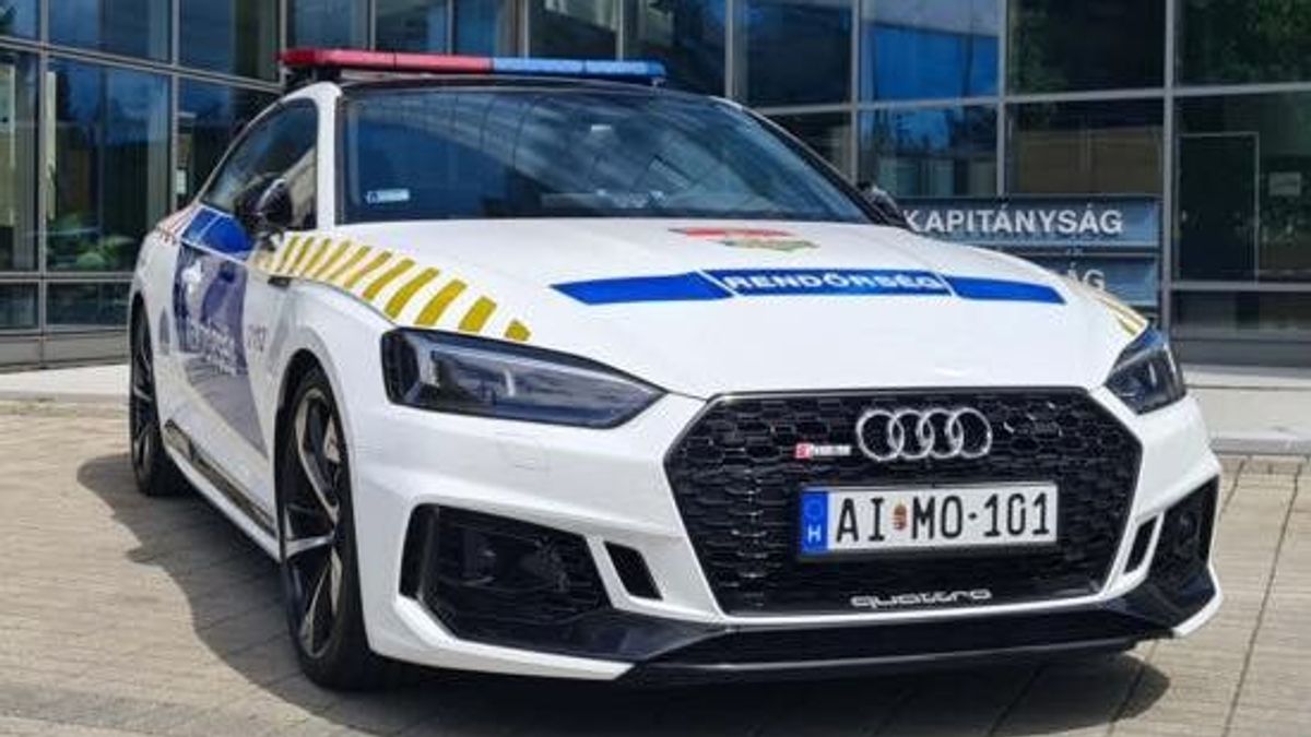 Ilyen rendőrautó még nem volt Magyarországon: bűnözőktől vették el és ...