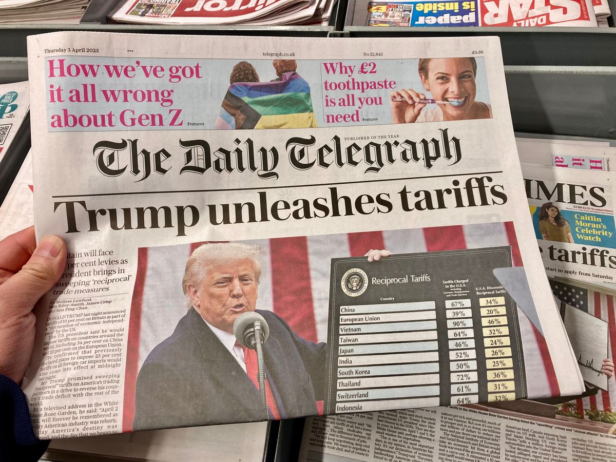 Nottinghamshire,,Uk,03,April,2025,:,Attitudes,Of,Uk,Broadsheet Amerikai kézbe került a nagy múltú brit lap, a The Telegraph