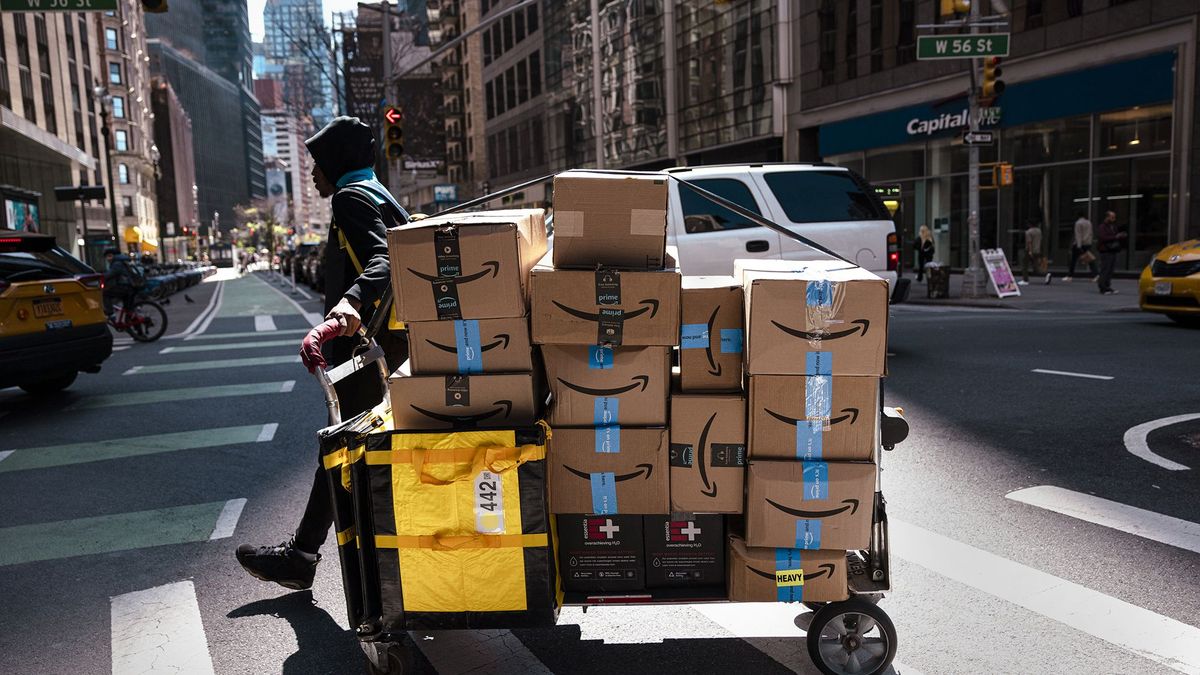 Amazon: jön az MI-korszak, kevesebb dolgozóra lesz szükség – jelentős leépítésekre kell számítani
