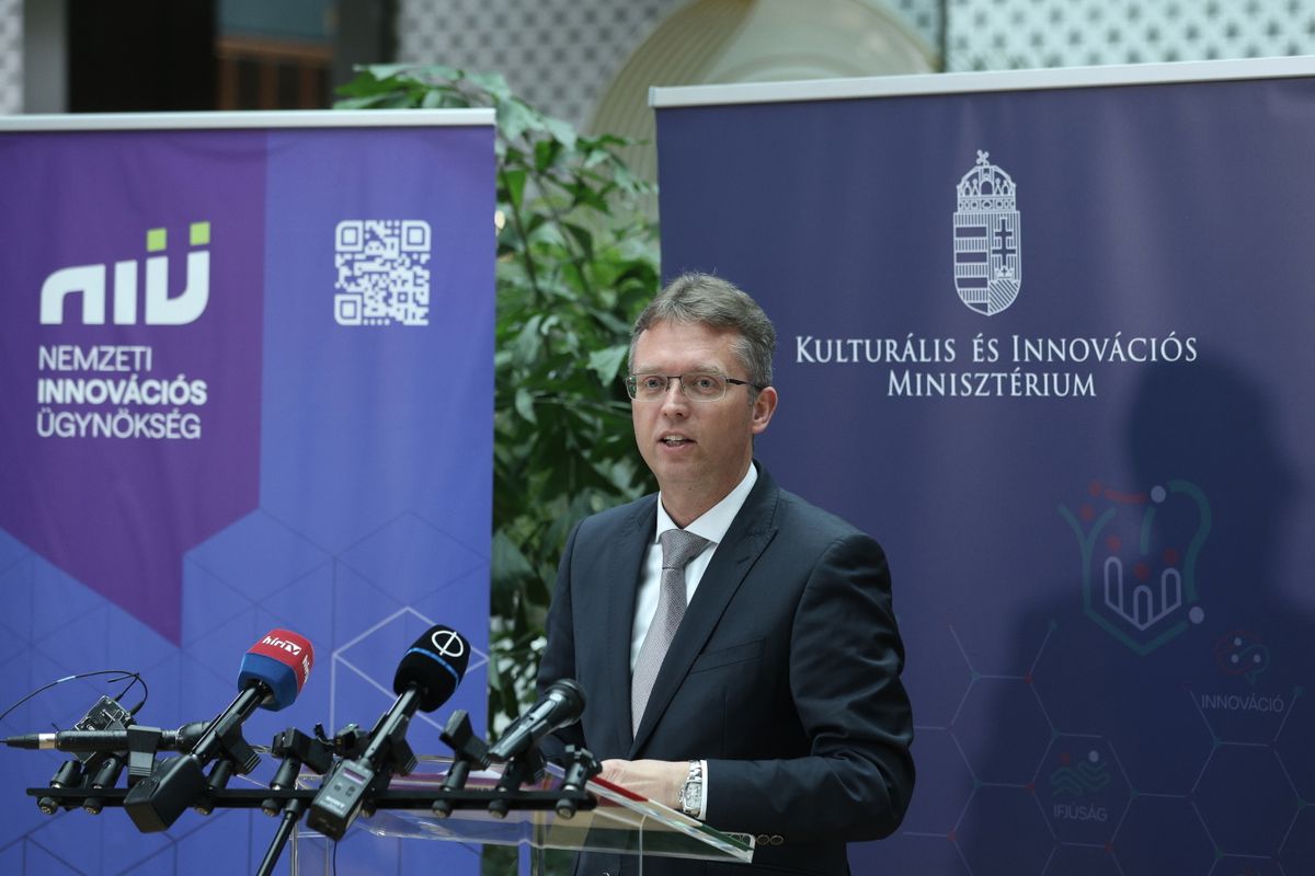 HANKÓ Balázs