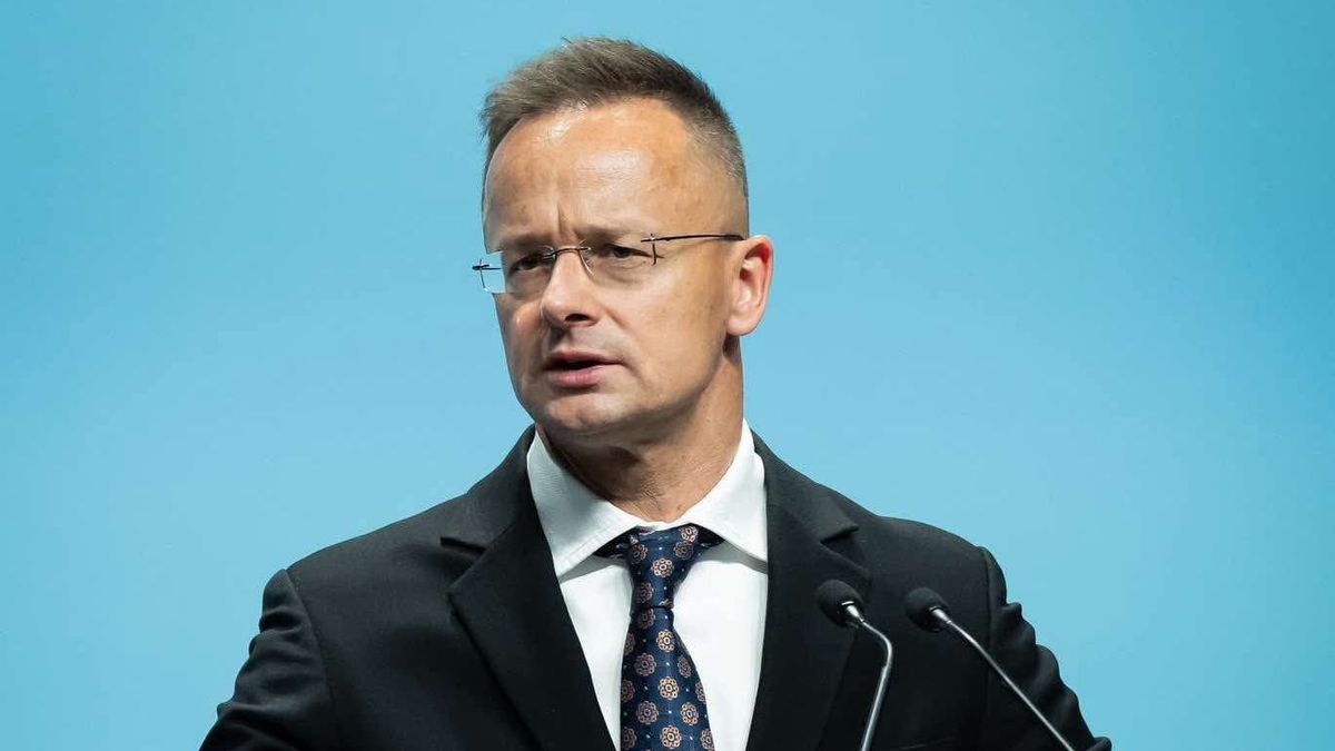 Szijjártó Péter: Magyarország továbbra is küzdeni fog a Zelenszkij-terv ellen, mert az a többszörösére emelnék az eddigi rezsiköltségeket. 