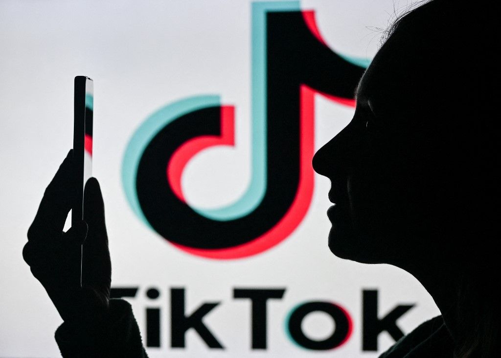 Photo Illustrations - Stock Pictures TikTok
