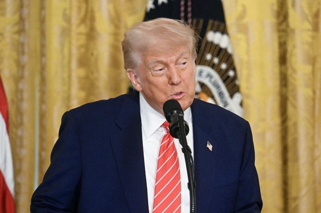 Donald Trump
Amerikai Egyesült Államok USA
Dél-Afrika