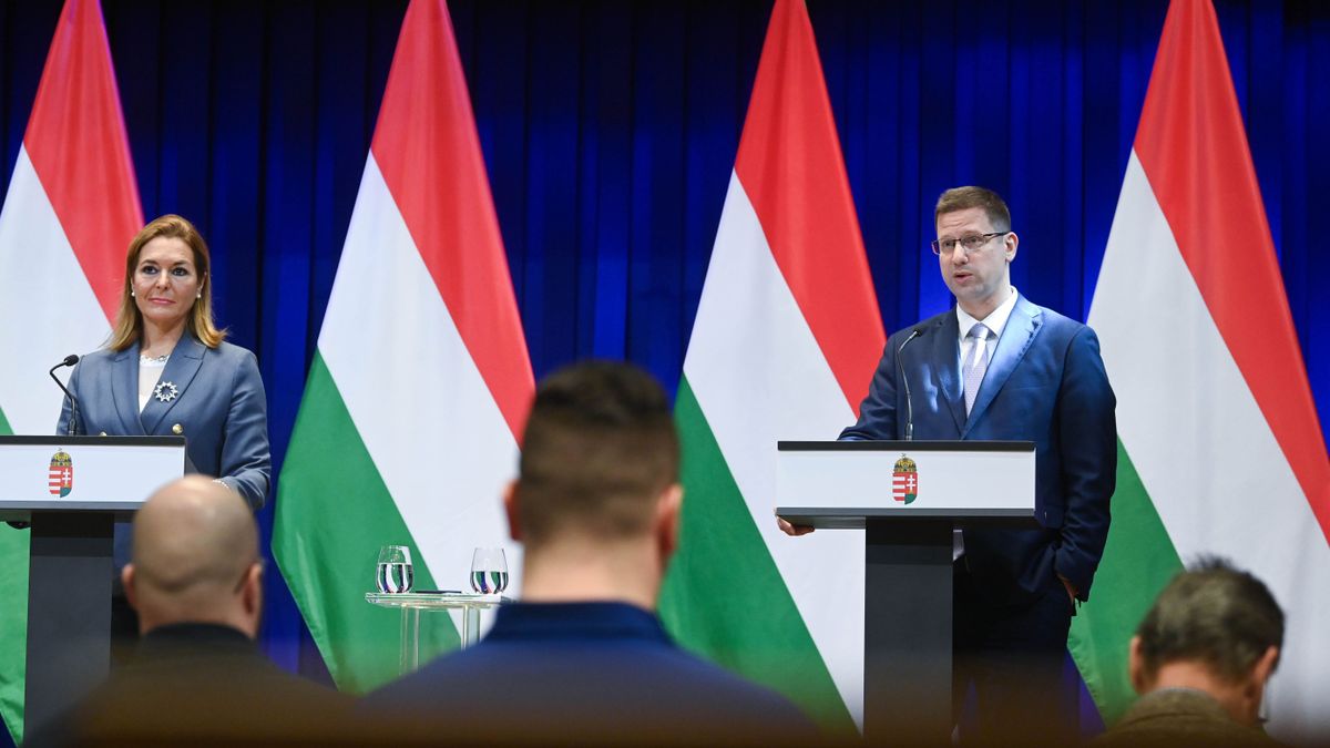 GULYÁS Gergely; VITÁLYOS Eszter