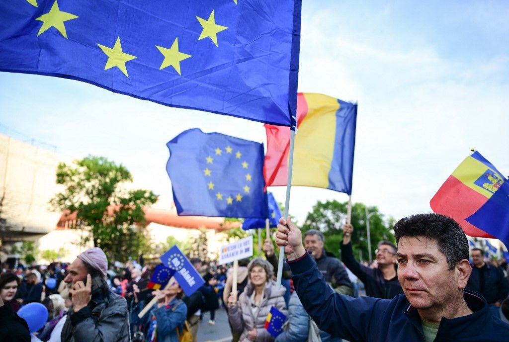 Románia, fizetések, bérek,