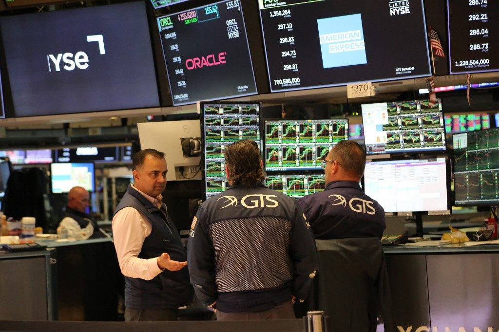 U.S.-NEW YORK-STOCKS-SURGE vállalat cég