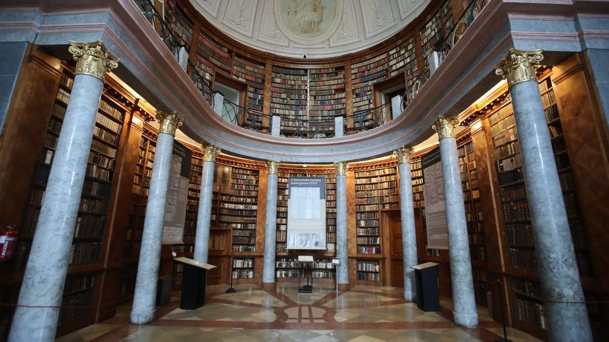Bibliai csapás fenyegeti, bezár a legrégebbi magyar könyvtár Pannonhalmán 