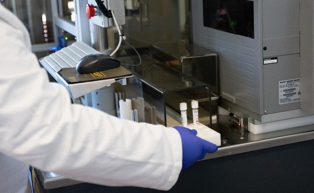 egyetem laboratórium, egyetemek