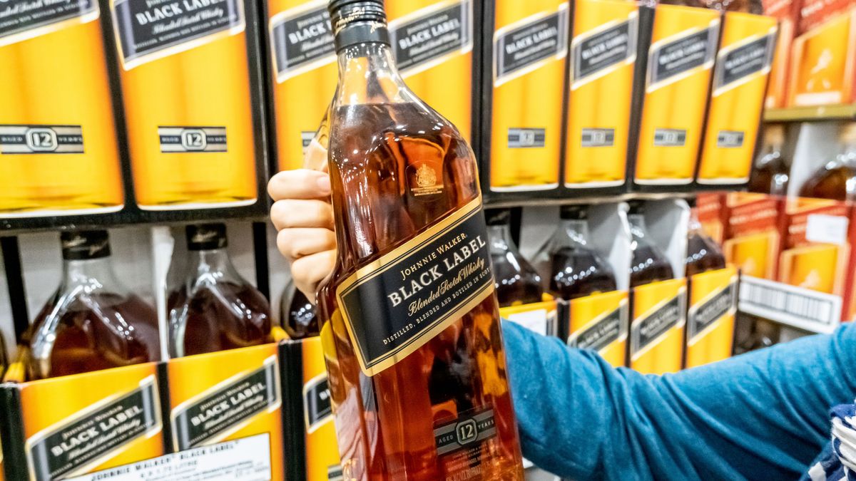 A Diageo növekvő árbevétel mellett is jelentős költségcsökkentésre készül 