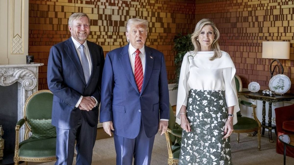 Trump a palotában lakik, a holland királlyal pózol – de melyikük a gazdagabb? 