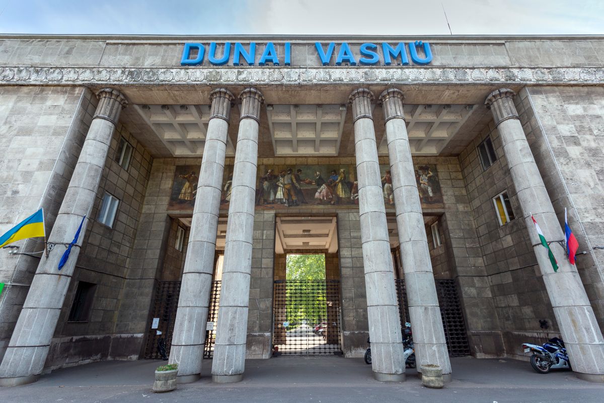 Dunaujvaros,,Hungary,-,05,08,2020:,Entrance,Of,The,"dunai