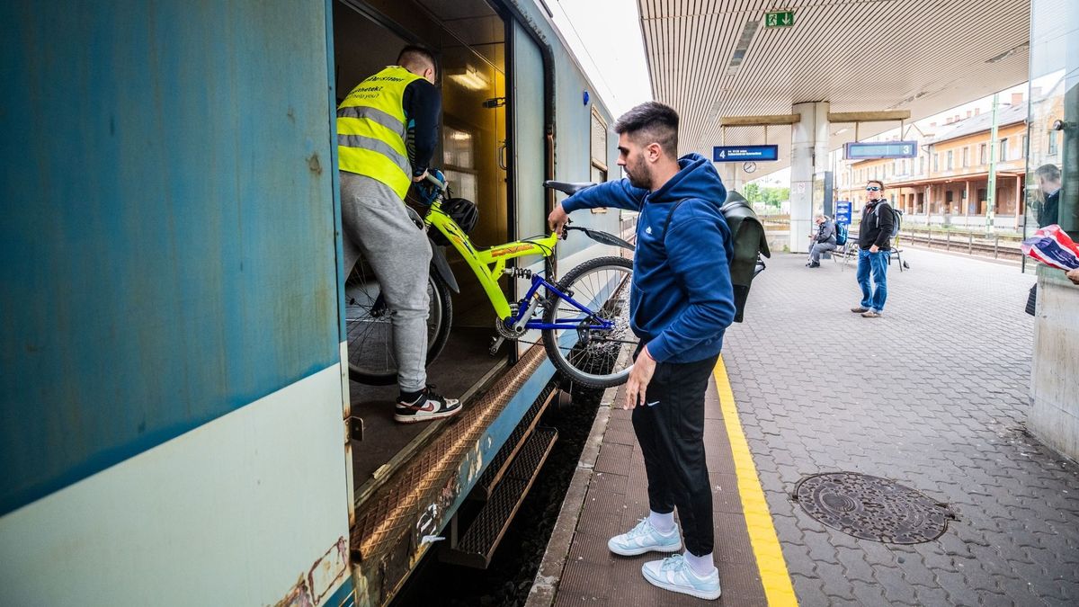 Több vonalon járnak éjszaka a vonatok, Győr és a Balaton is készülhet 