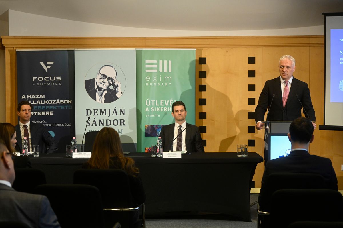 KATONA Bence; KISGERGELY Kornél; SZABADOS Richárd Demján Sándor Program: felgyorsul a támogatások kifizetése