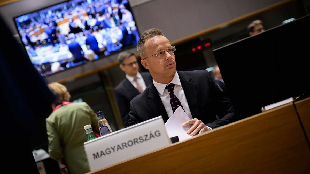 Megérkezett a magyar kormány első reakciója Trump európai vámjaira: "Jöjjenek végre a patrióták" 