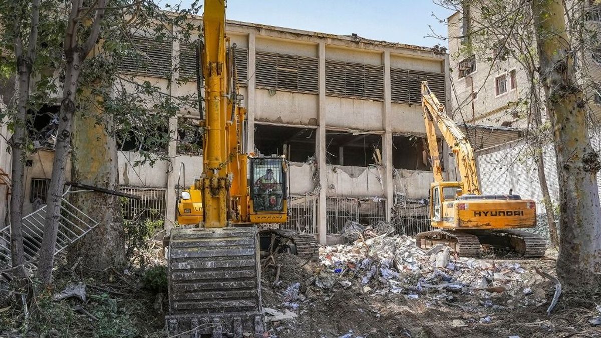 Több tíz halottja van a hírhedt iráni börtön elleni izraeli légitámadásnak 