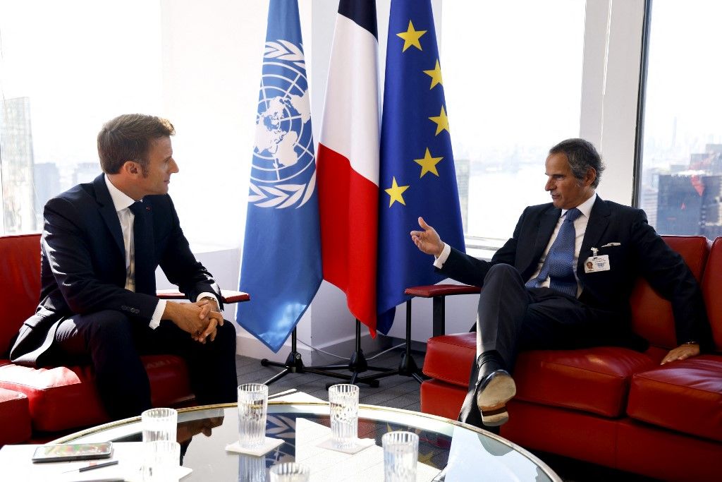 Emmanuel Macron az iráni atomprogramról egyeztet a NAÜ vezetőjével