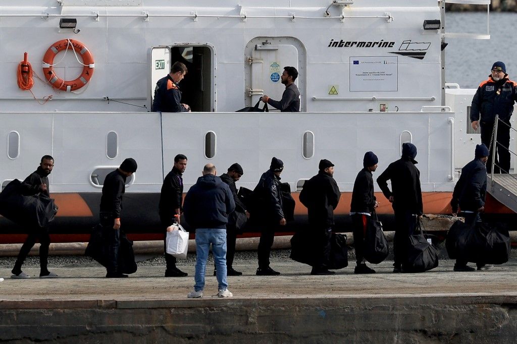 Új német migrációs politika: nem támogatják tovább a civil mentőhajókat