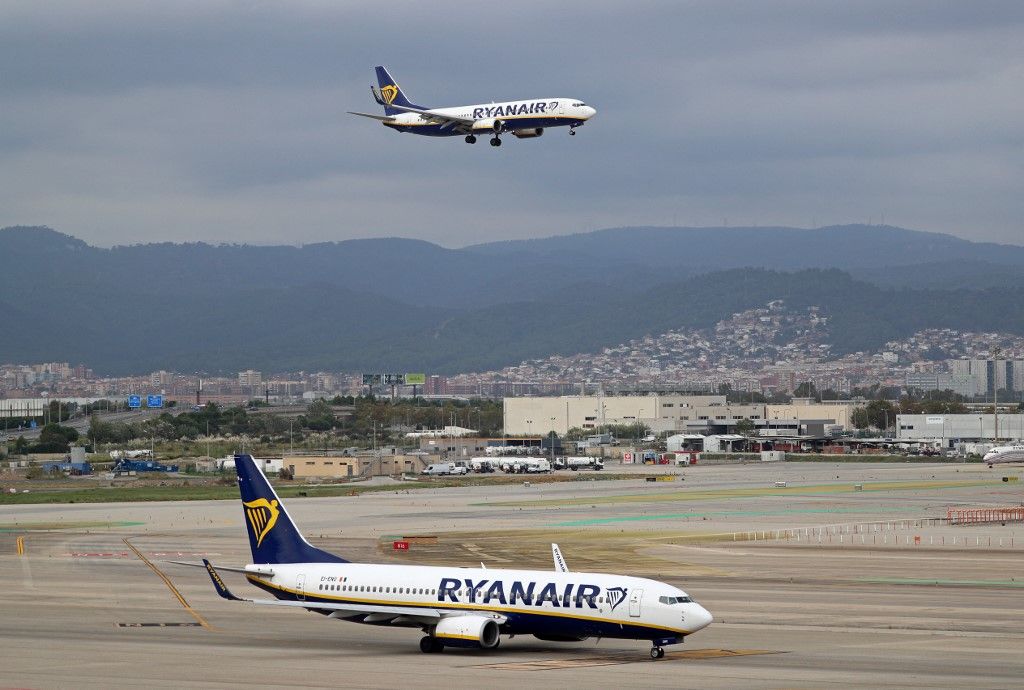 Daily life at Barcelona El Prat Airport Ryanair