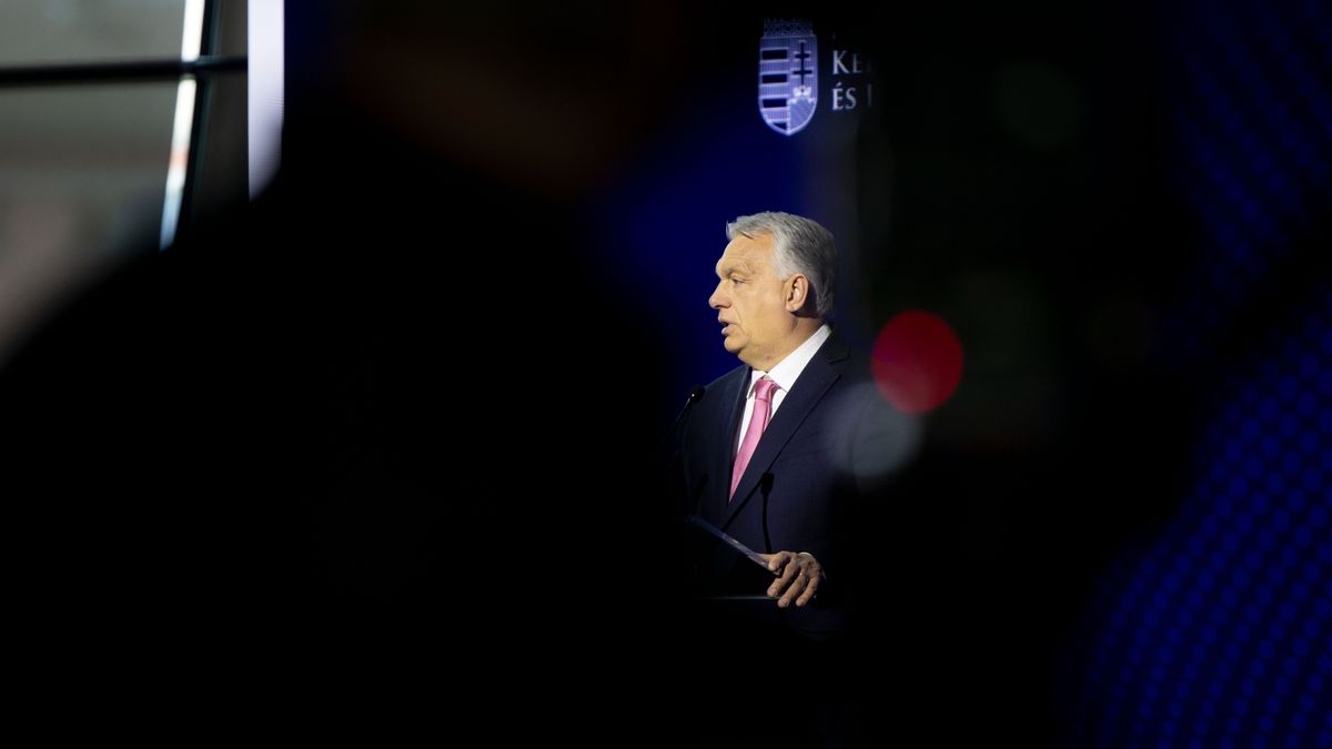 Orbán Viktor: a rendkívüli helyzet rendkívüli intézkedést igényel – erről határozott a miniszterelnök