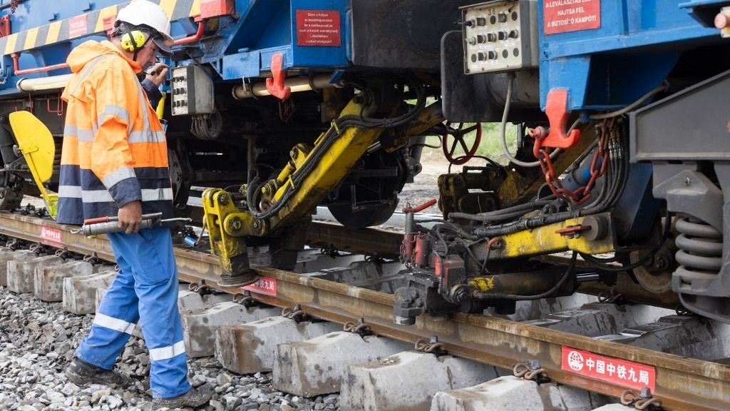  Pillanatokon belül át kívánják adni a Budapest–Belgrád vasút szerbiai szakaszát, amelyet hamarosan a magyarországi is követhet