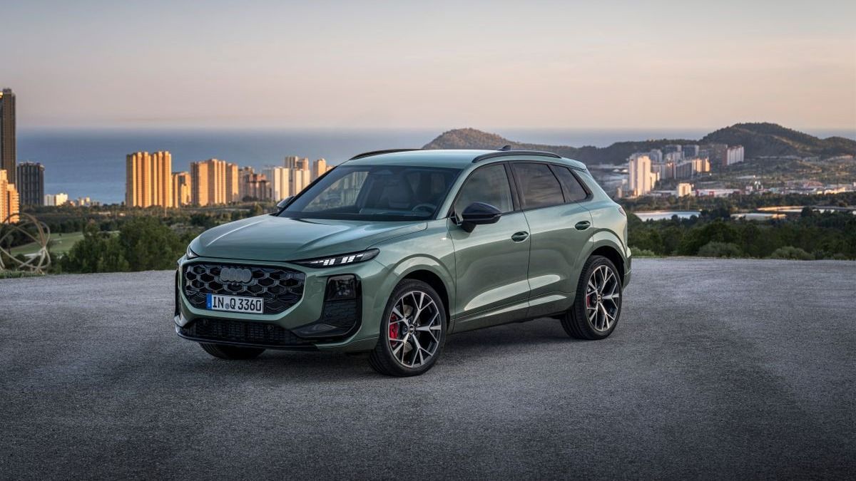 Van ok a büszkeségre: bemutatták a Győrben gyártott Audi Q3-at
