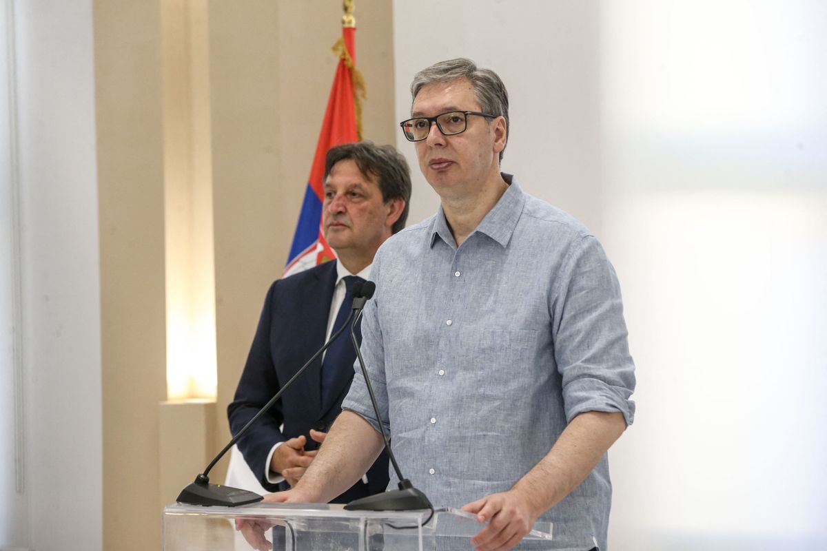 Szerbia nagy bejelentést tett a fegyverexportjáról