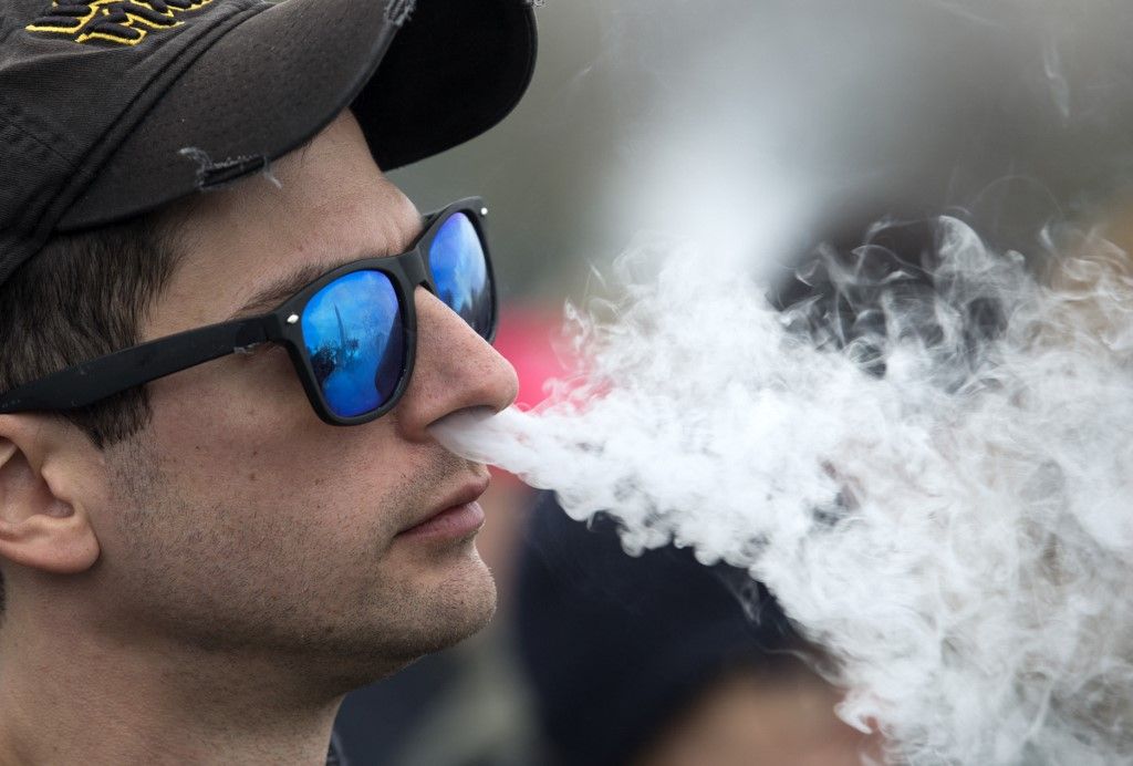 United Vapers Alliance protest against expected flavored e-cigarette ban