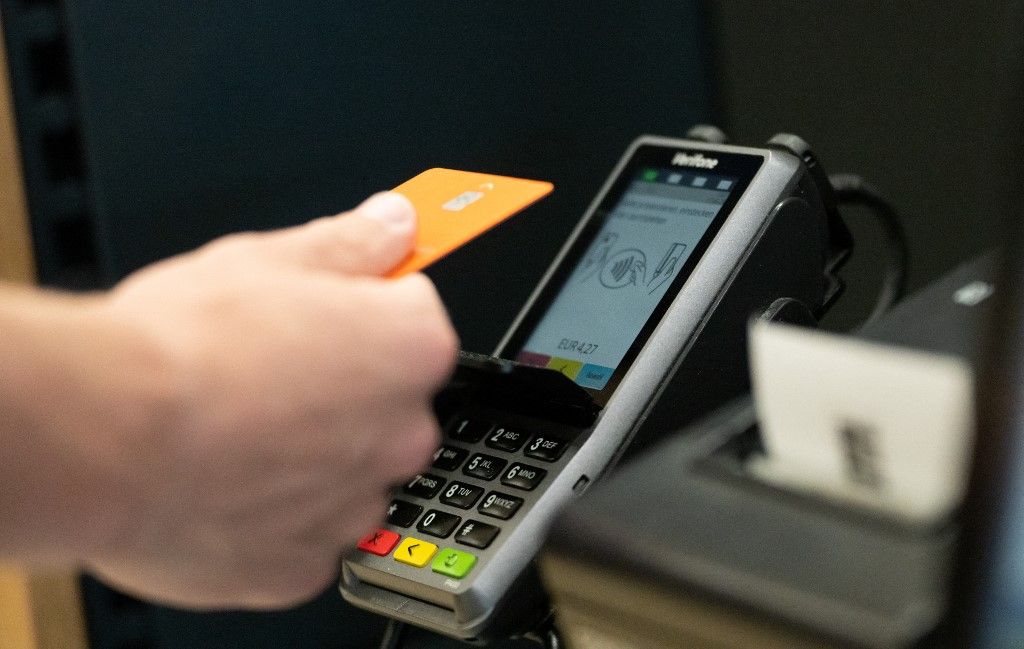 Cashless payment in the supermarket