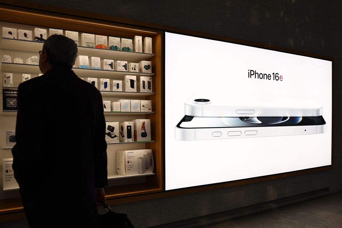 Apple iPhone – a 2025. februárjában kibocsátott iPhone 16e modell biztosan nem egy hatalmas sikertörténet utolsó fejezete