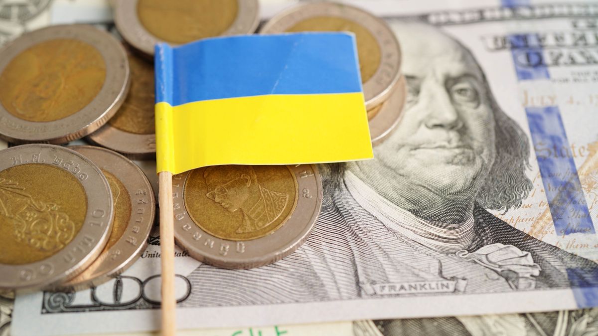 Árnyékkatonák Ukrajnában: több mint 60 fiktív névvel csaltak el milliókat 