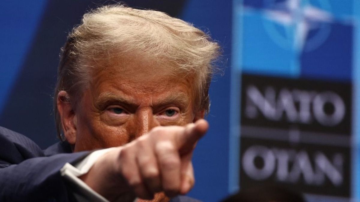 Trump szerint Irán a padlón, Zelenszkij kedves volt, a spanyolok megbánják, a Fed-elnöknek alacsony az IQ-ja 