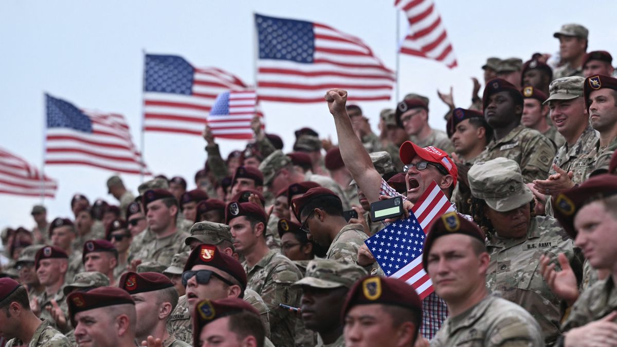 US President Donald Trump visits Fort Bragg in North Carolina