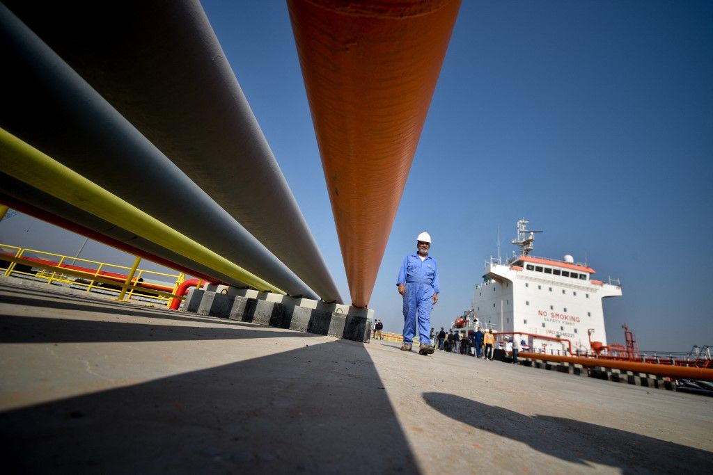 Iraq sends 10 million liters of fuel to Gaza