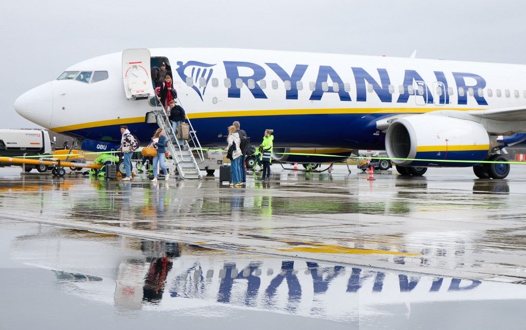 Ryanair, utasforgalom, fapados, légitársaság, First Ryanair flight from Lübeck Airport to Mallorca