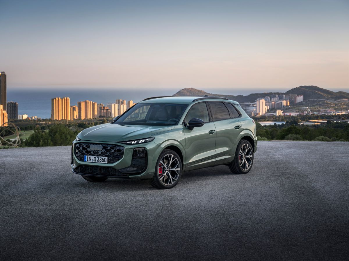 Van ok a büszkeségre: bemutatták a Győrben gyártott Audi Q3-at