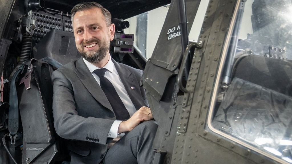 Wladyslaw Kosiniak-Kamysz
Véget ér a lengyel kormánykoalíció egyik elemét alkotó Harmadik Út választási szövetség
Lengyelország