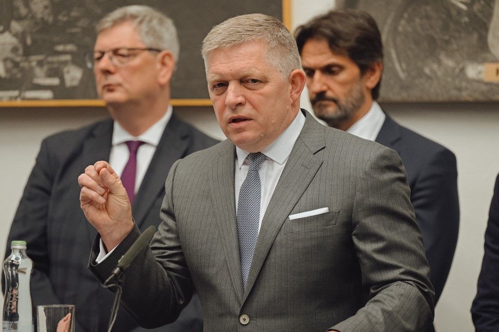 Slovak PM Robert Fico revisits Handlova one year after assassination attempt Ficónak végképp elege lett az EU-ból: Szlovákia a falhoz állította Ursula von der Leyenéket – vagy kiengesztelik vagy olyat tesz, amit eddig még soha