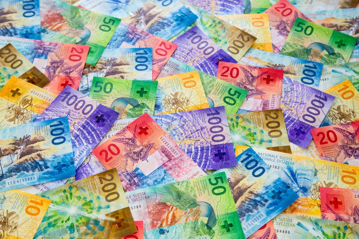 Swiss,Franc,Banknotes.,The,Current,Francs,Banknotes,(6th,Serie),Are