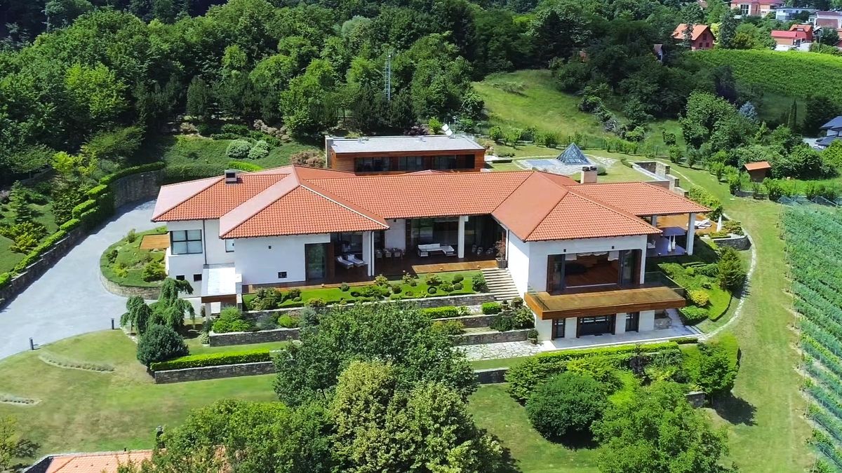 Tízmillió eurós horvát villa cserélt gazdát – az egyik leggazdagabb ukrán vette meg