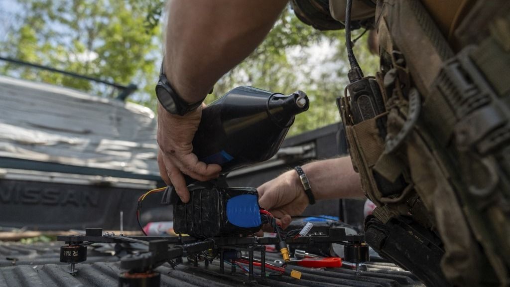 Fiber-optic drone training in the Donetsk region ukrán drón