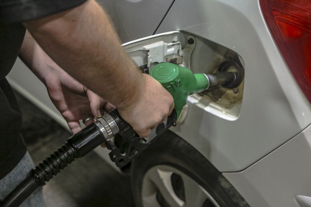 Fuel Crisis Deepens in Hebron Üzemanyagár: hirtelen drágulást hirdettek ki Magyarországon – már szerdától életbe is lép
