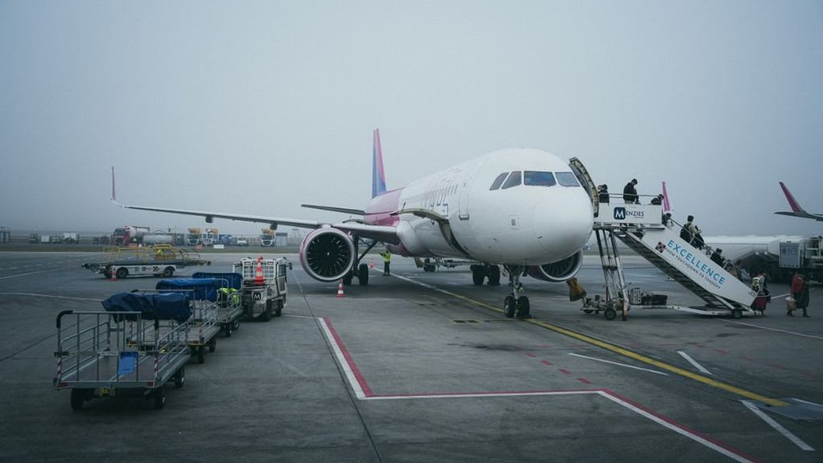 Jelentést adott ki a Budapest Airport: újabb zivatar érte el a ferihegyi repülőteret – így közlekednek most a repülőgépek 