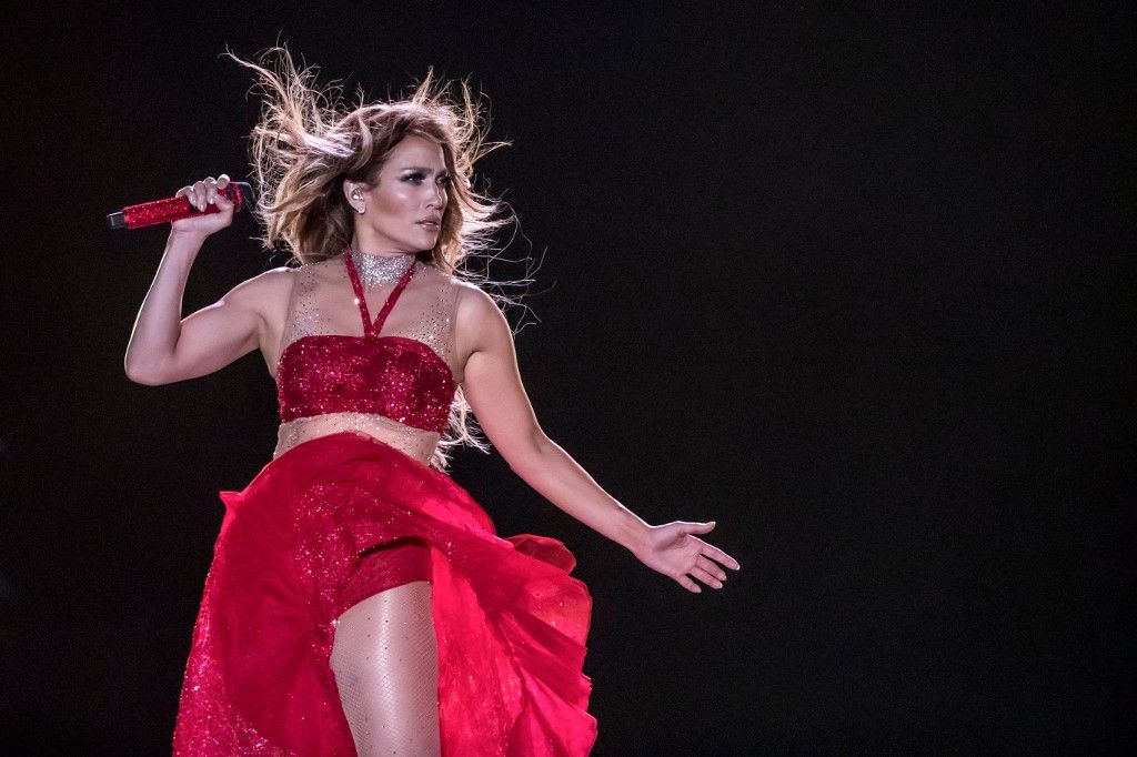 Jennifer Lopez megérkezett Budapestre . Kiderült, melyik luxusszállodában száll meg a belvárosban.