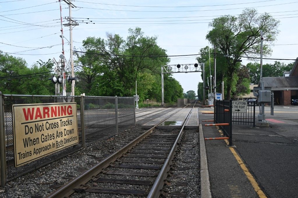 Radburn Train Station Closed And All New Jersey Transit Train Service Suspended Due To BLET Rail Strike Eldőlt: visszavonja a kormány az 1300 kilométeres gyorsvasút támogatását – Trump megmondta, sose fog megépülni