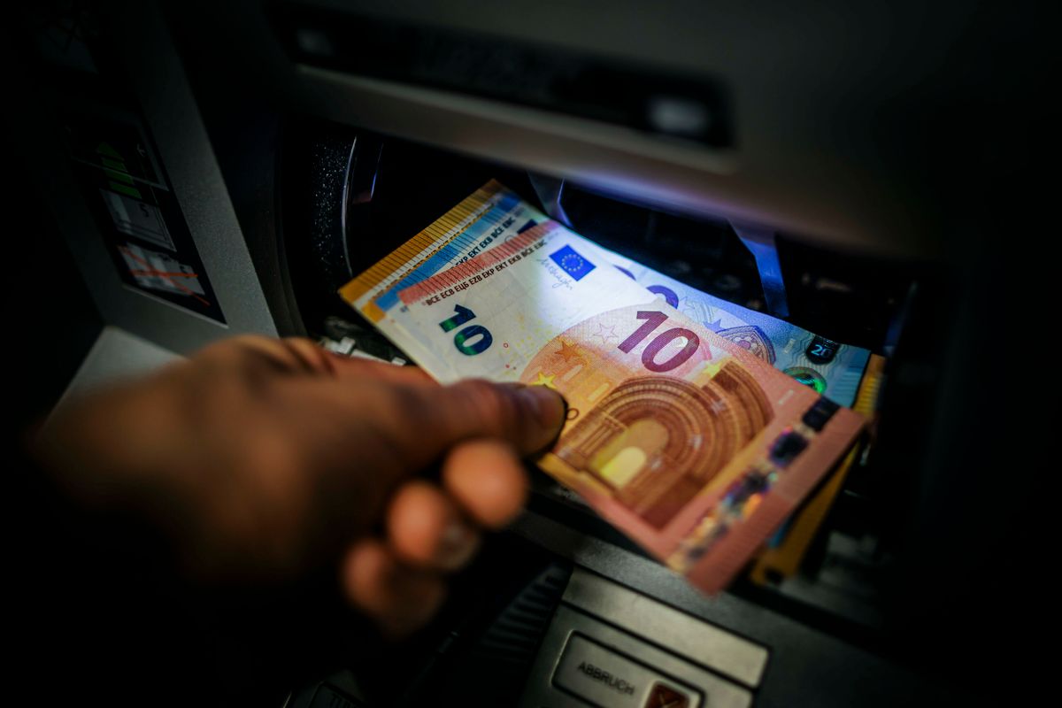 Cash at the ATM
csalássorozat bűnbanda leleplezés
Europol