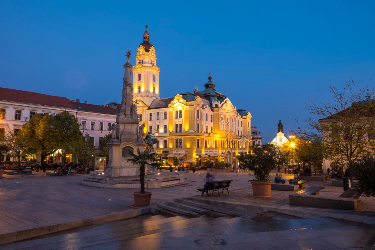 Pécs, Tüke Busz
sztrájk munkabeszüntetés
közlekedés