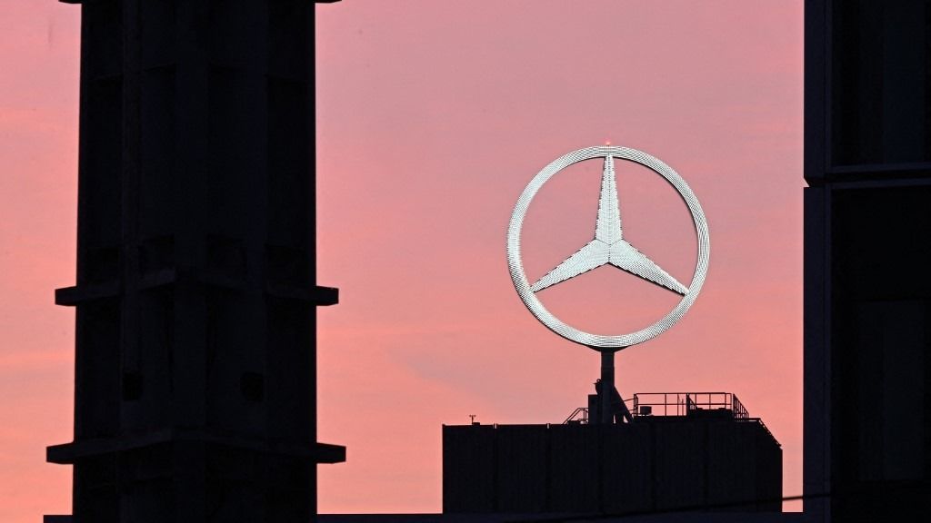 Mercedes-Benz logo