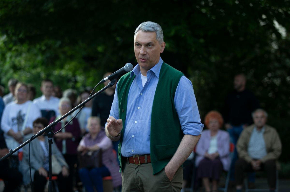LÁZÁR János Lázár János eltörli a kényelmi díjat