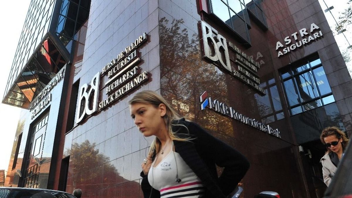 Ugrásra kész a BlackRock, hogy profitáljon a román megszorításokból egy régi recept alapján 